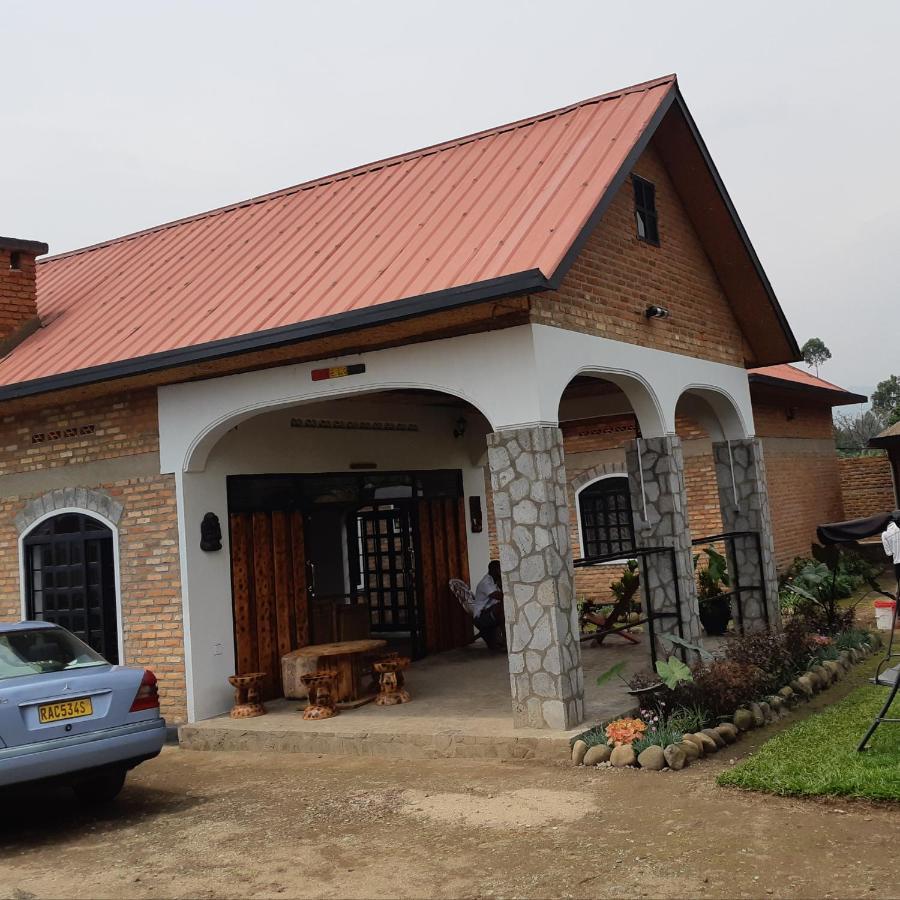 Urugano Virunga Palace Nyarugina Luaran gambar