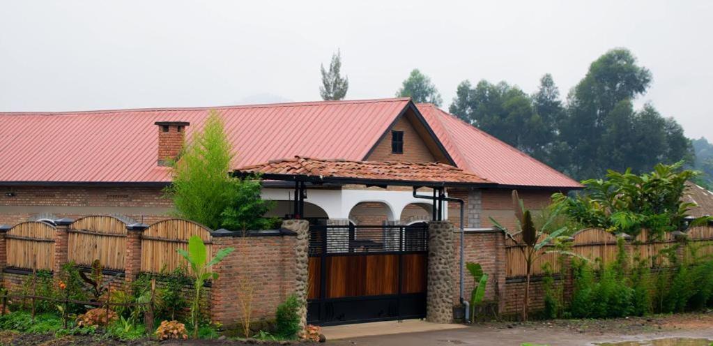 Urugano Virunga Palace Nyarugina Luaran gambar